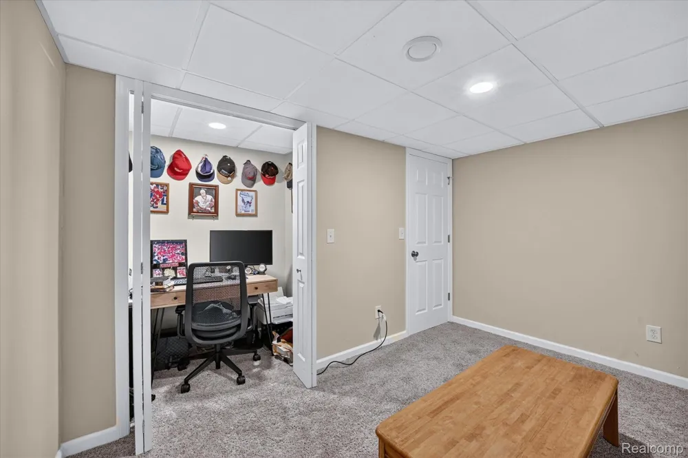 734 Kent Street Carleton Village, MI 48117