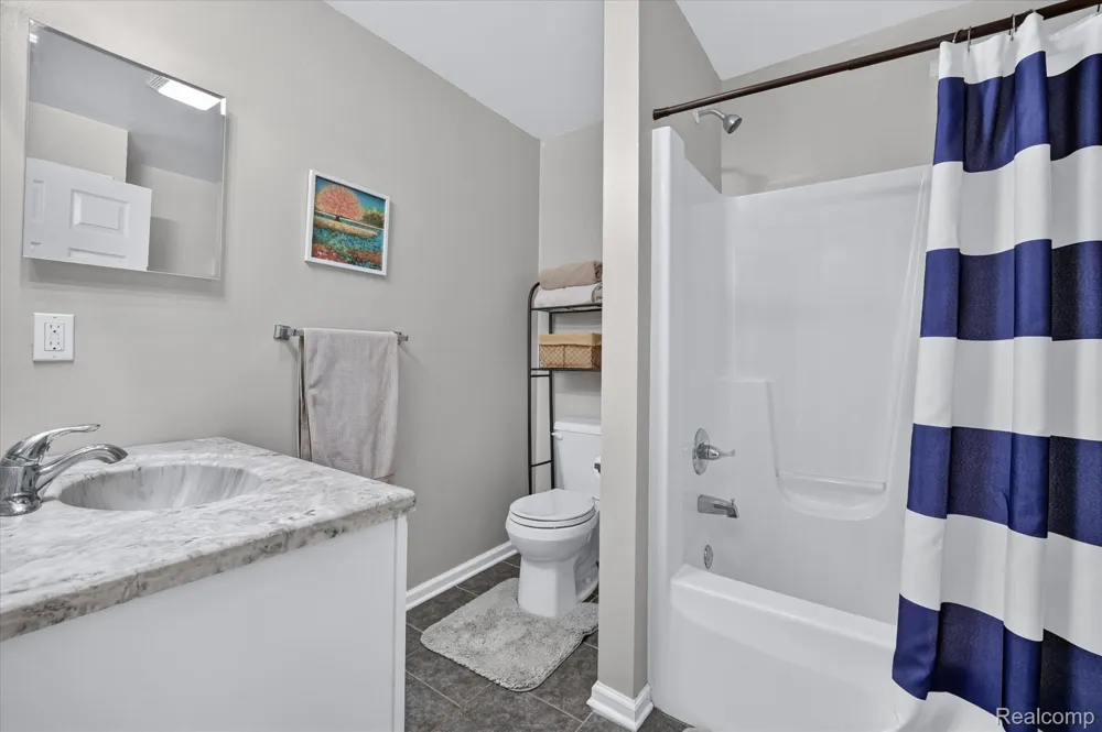 734 Kent Street Carleton Village, MI 48117
