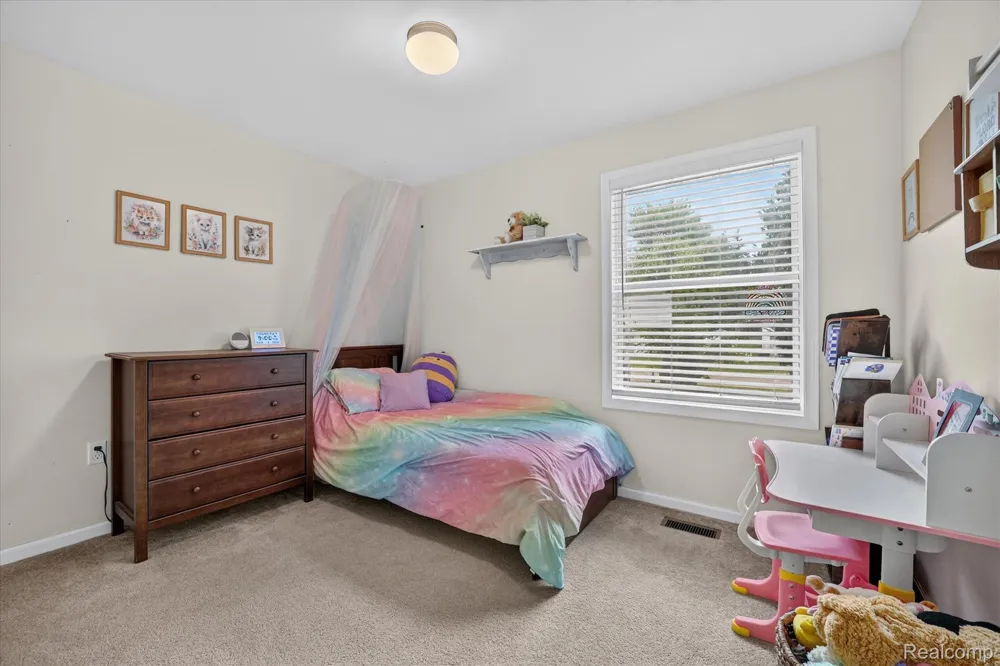 734 Kent Street Carleton Village, MI 48117