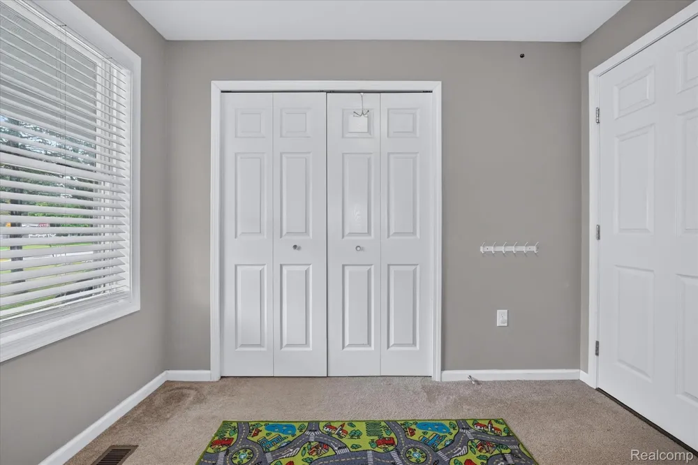 734 Kent Street Carleton Village, MI 48117
