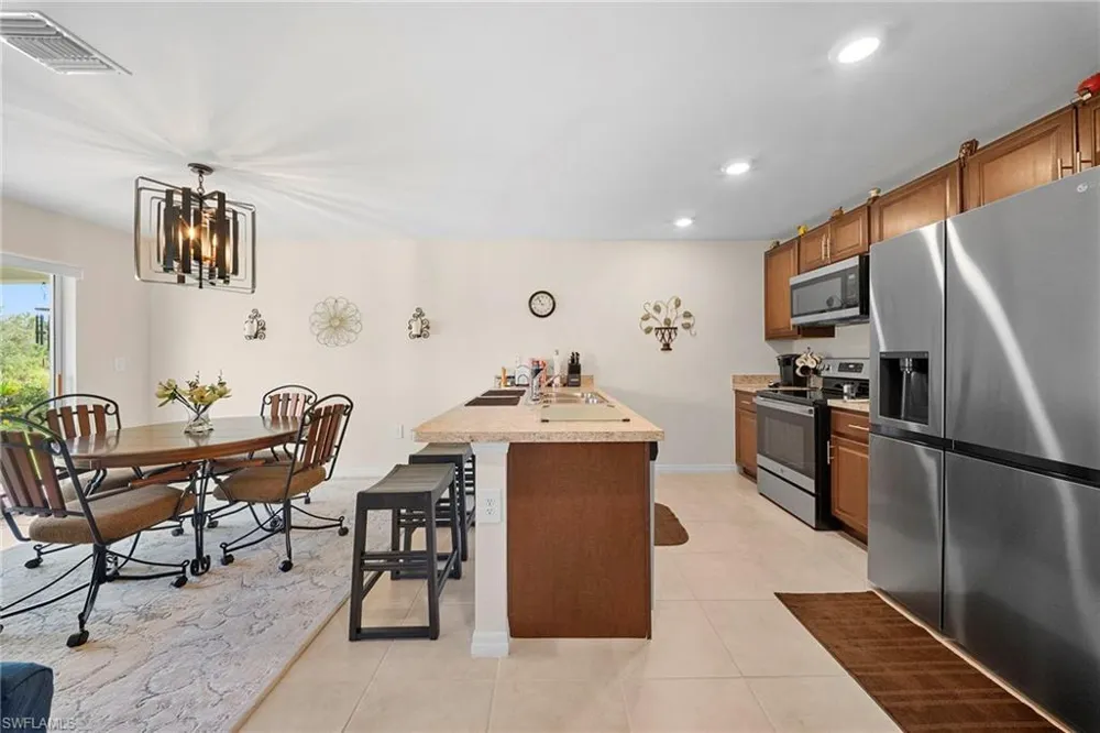 544 Woodview Drive Lehigh Acres, FL 33972