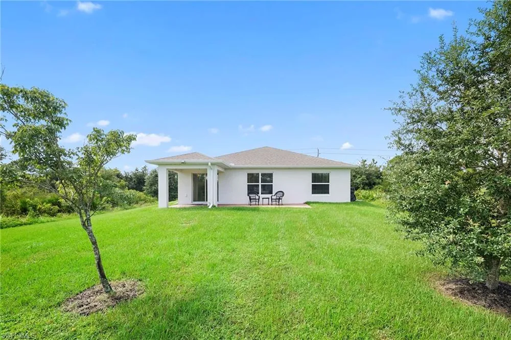 544 Woodview Drive Lehigh Acres, FL 33972