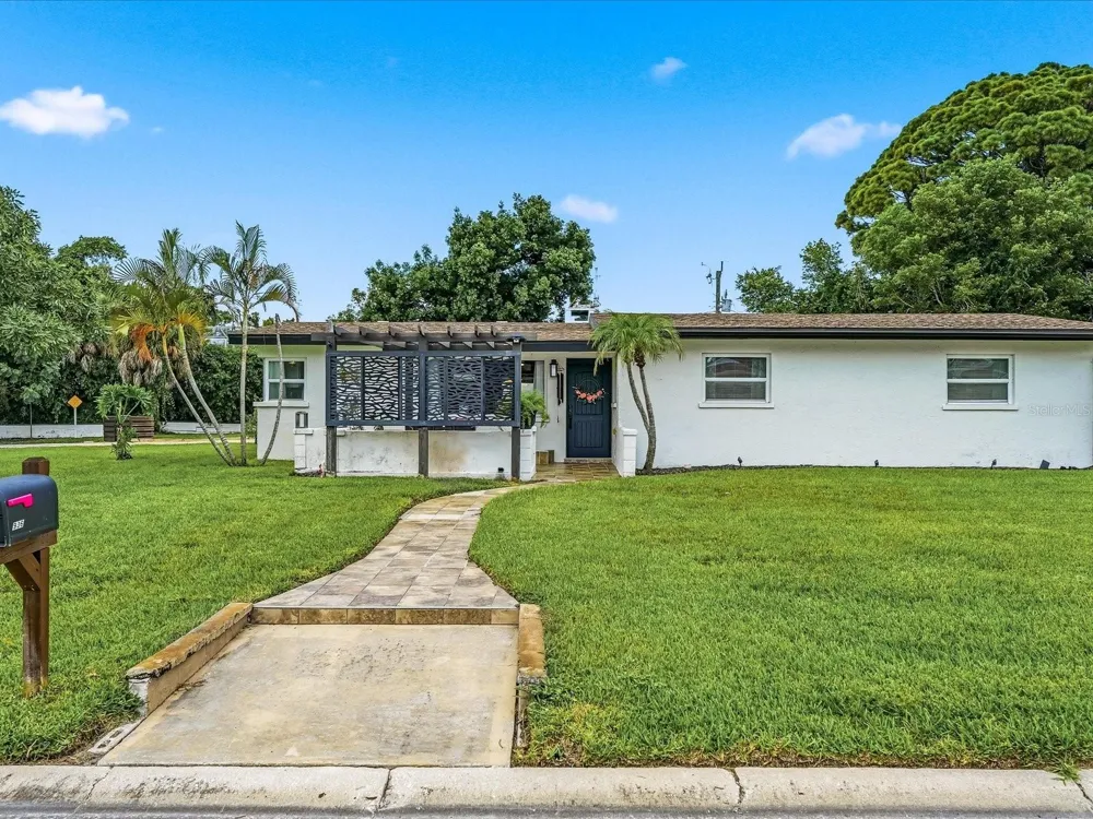 936 DAWN STREET Venice, FL 34285