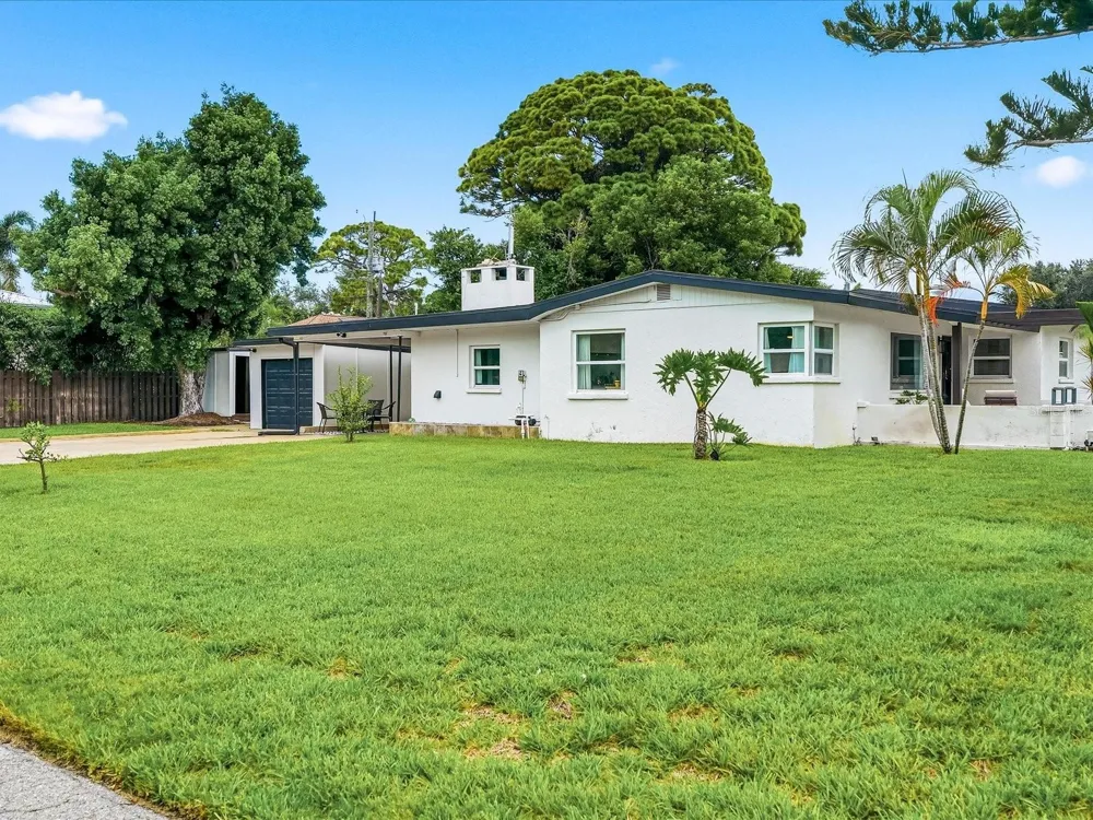 936 DAWN STREET Venice, FL 34285