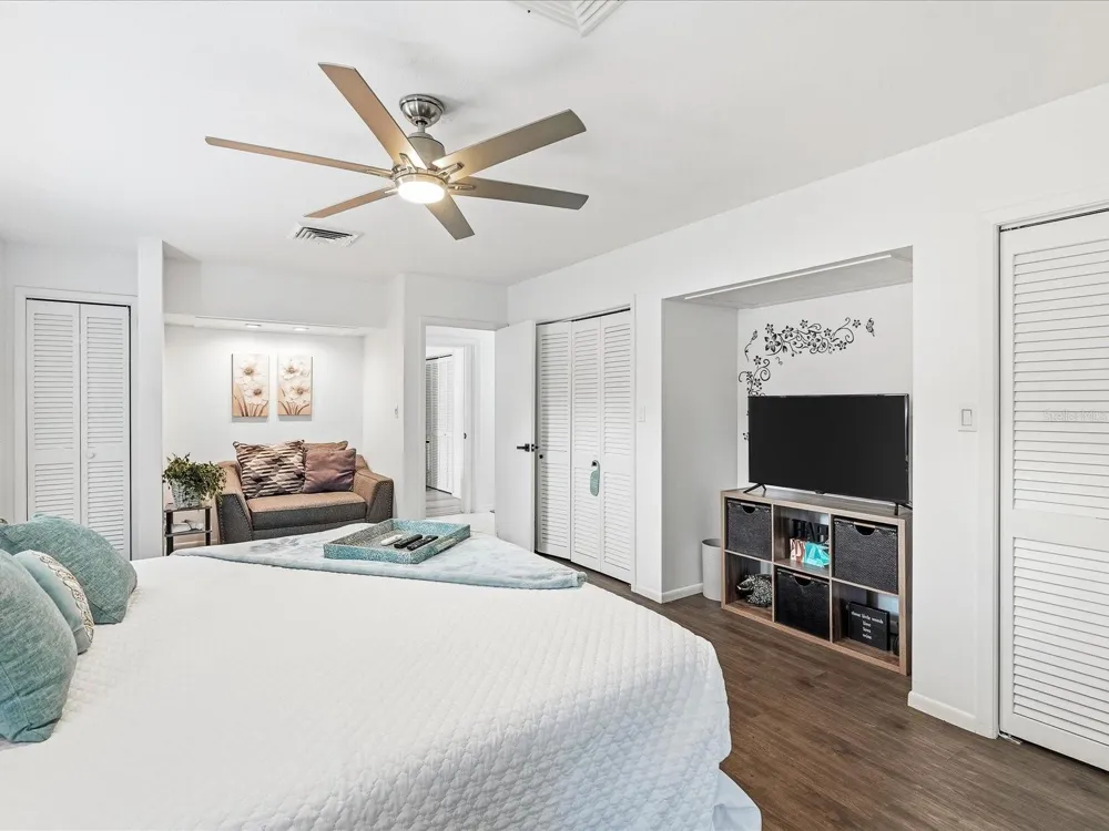 936 DAWN STREET Venice, FL 34285
