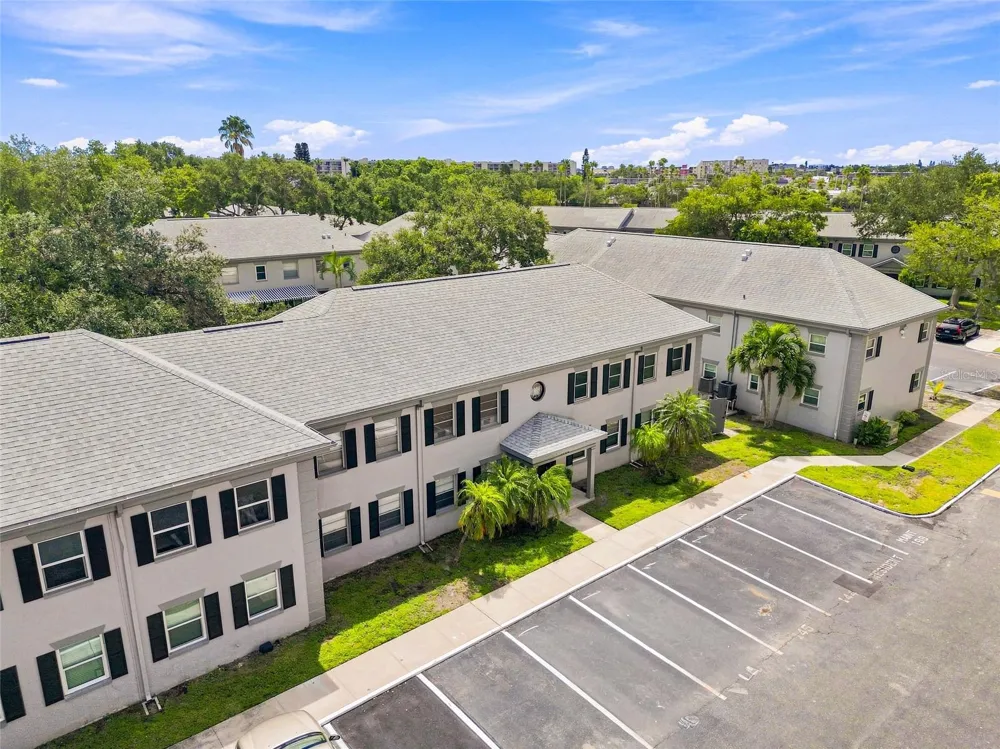 1180 RUE DES ROIS #1A South Pasadena, FL 33707
