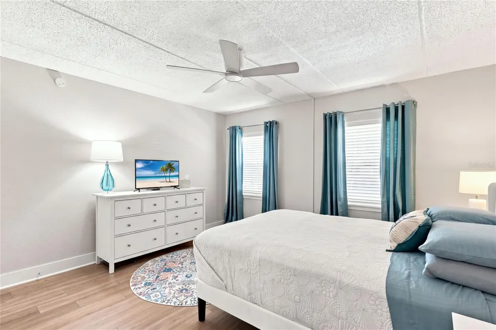 1180 RUE DES ROIS #1A South Pasadena, FL 33707
