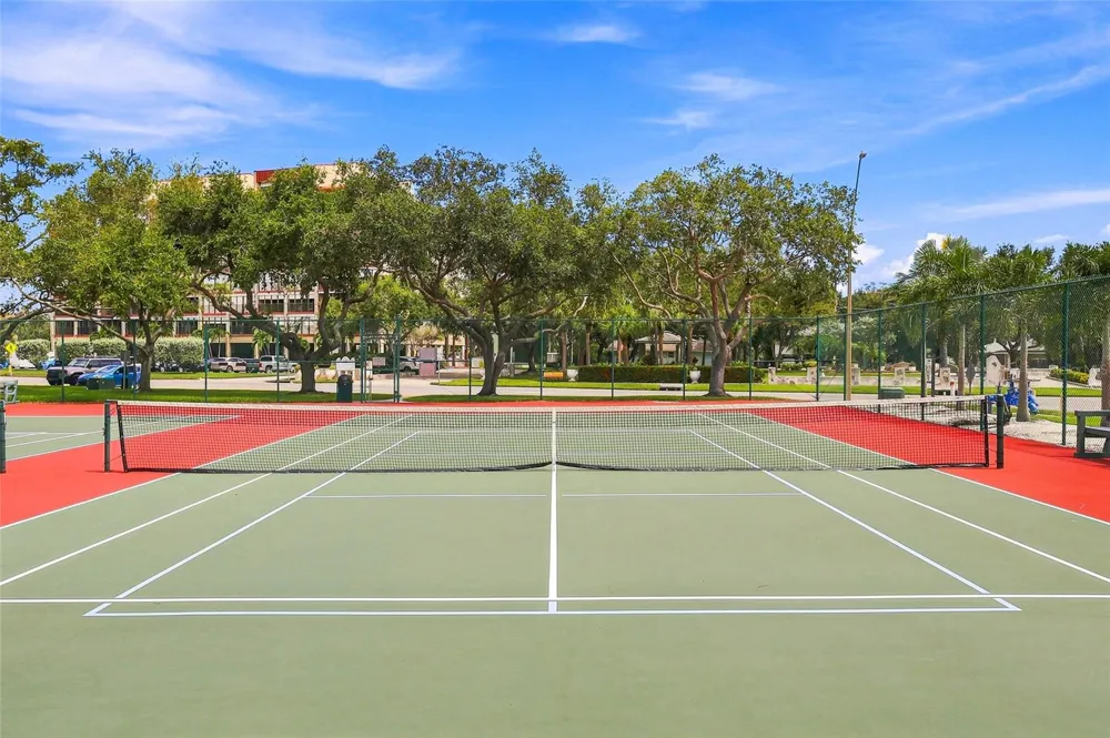 1180 RUE DES ROIS #1A South Pasadena, FL 33707