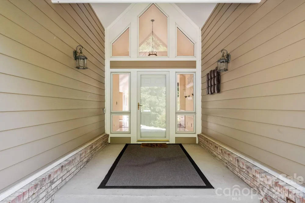 324 DAWNBROOK DRIVE Flat Rock, NC 28731