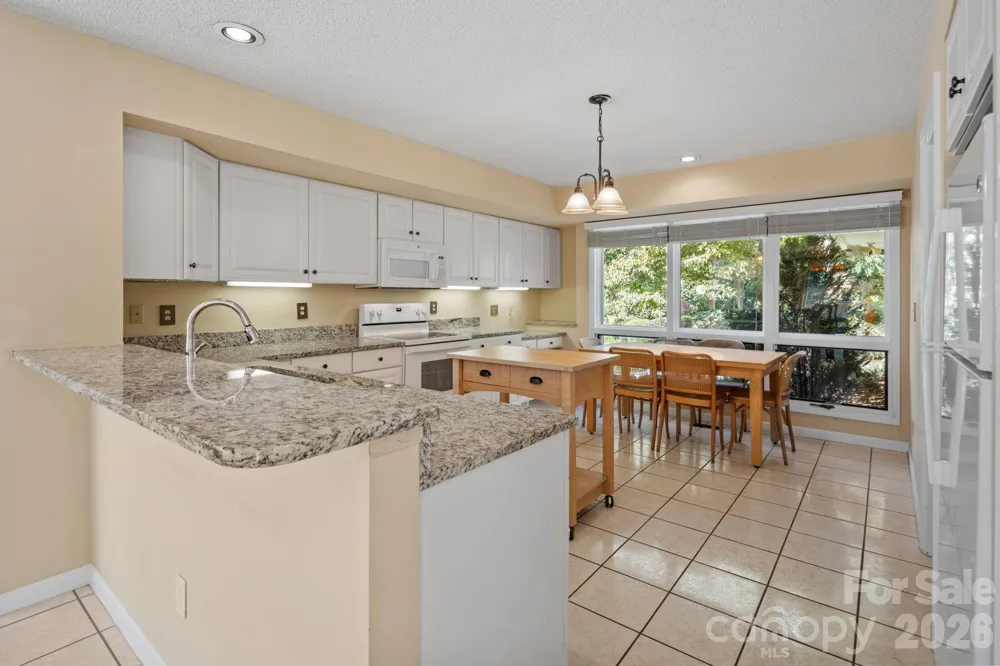 324 DAWNBROOK DRIVE Flat Rock, NC 28731