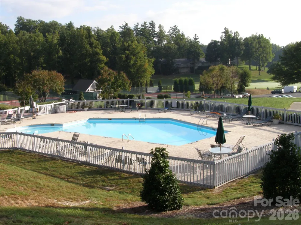 324 DAWNBROOK DRIVE Flat Rock, NC 28731