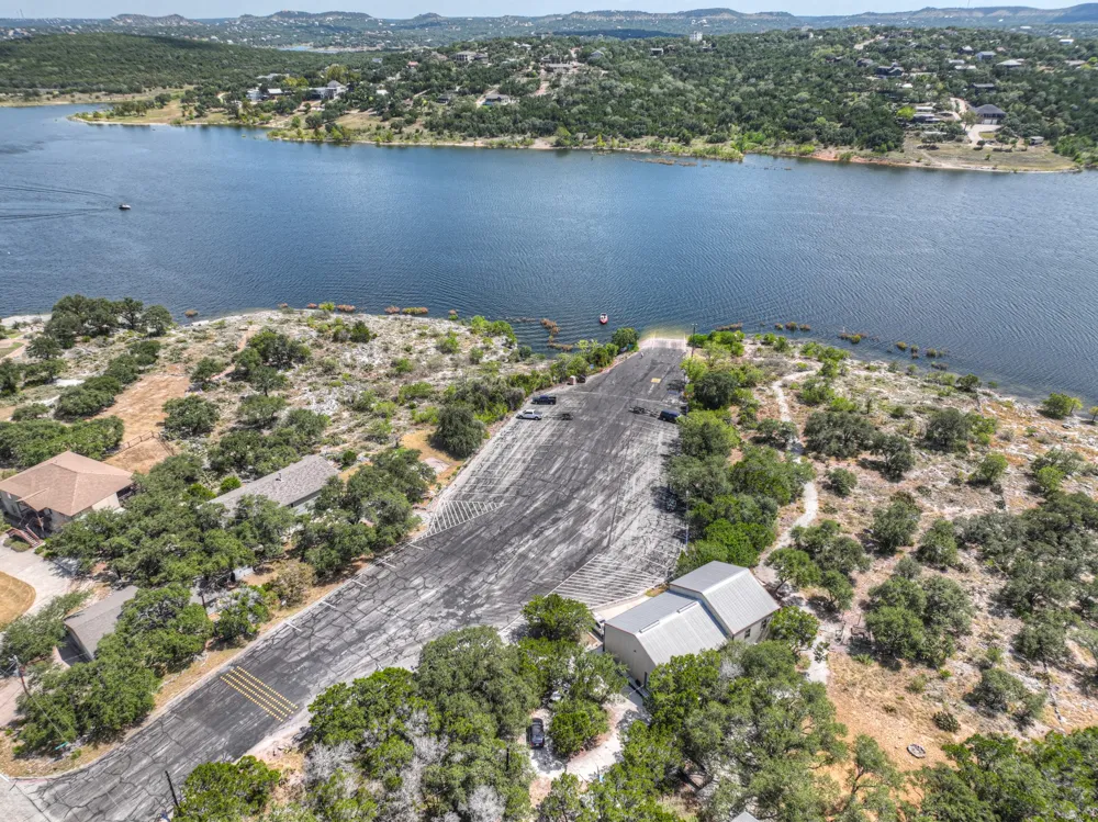 2870 Candlelight Drive Canyon Lake, TX 78133