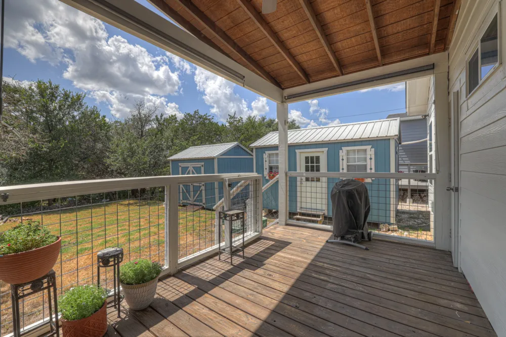 2870 Candlelight Drive Canyon Lake, TX 78133