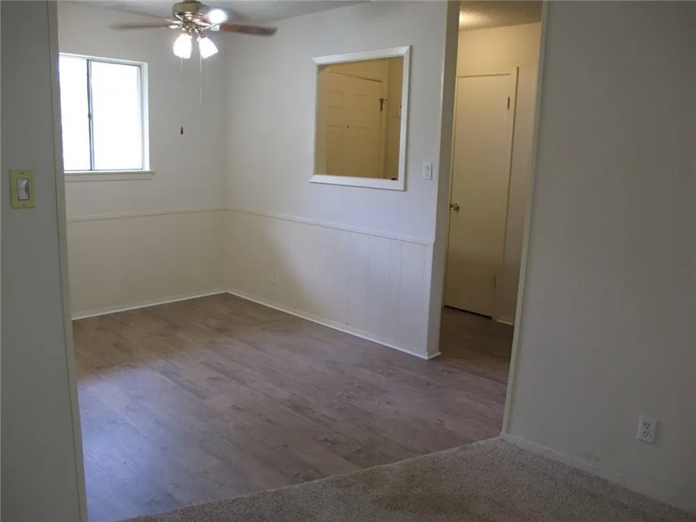 1213 S Meadows Drive Austin, TX 78758