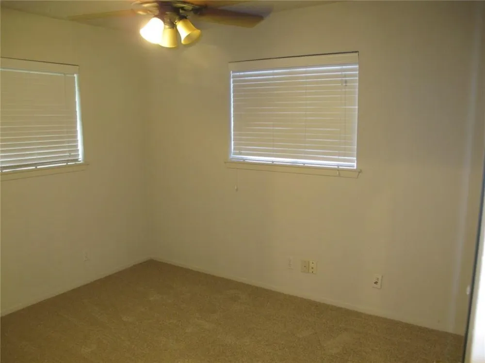 1213 S Meadows Drive Austin, TX 78758