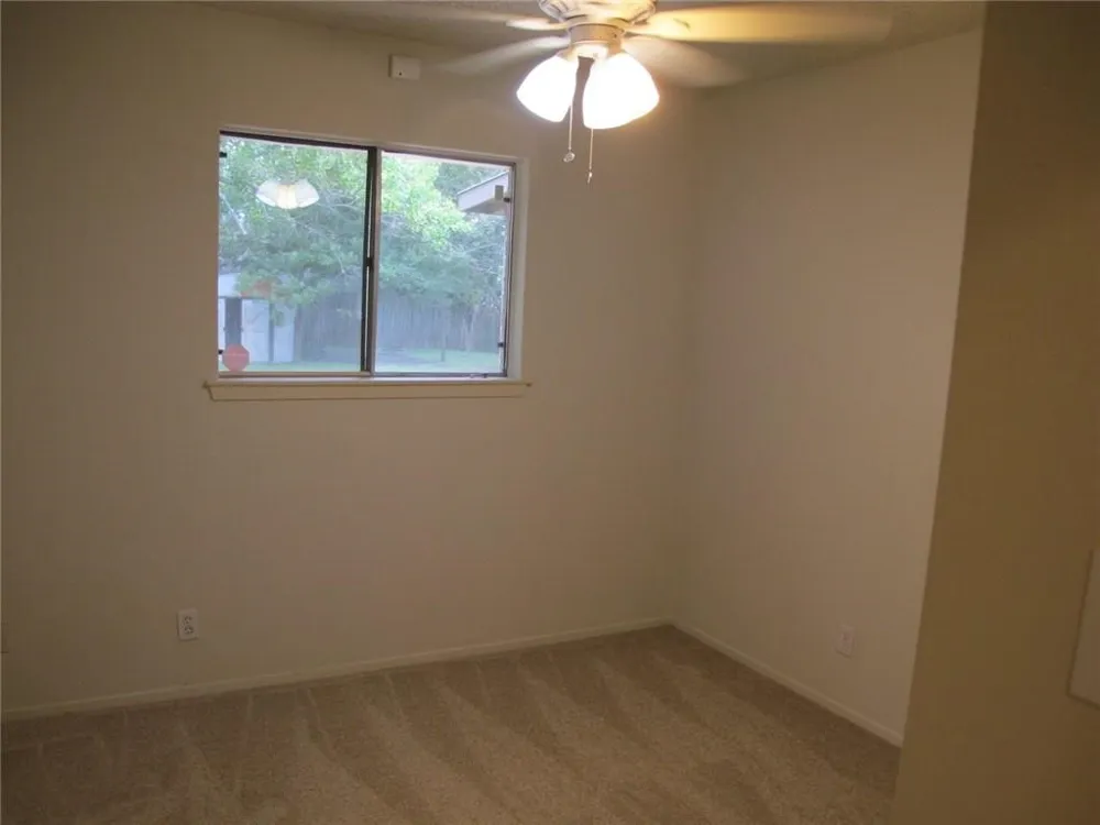 1213 S Meadows Drive Austin, TX 78758