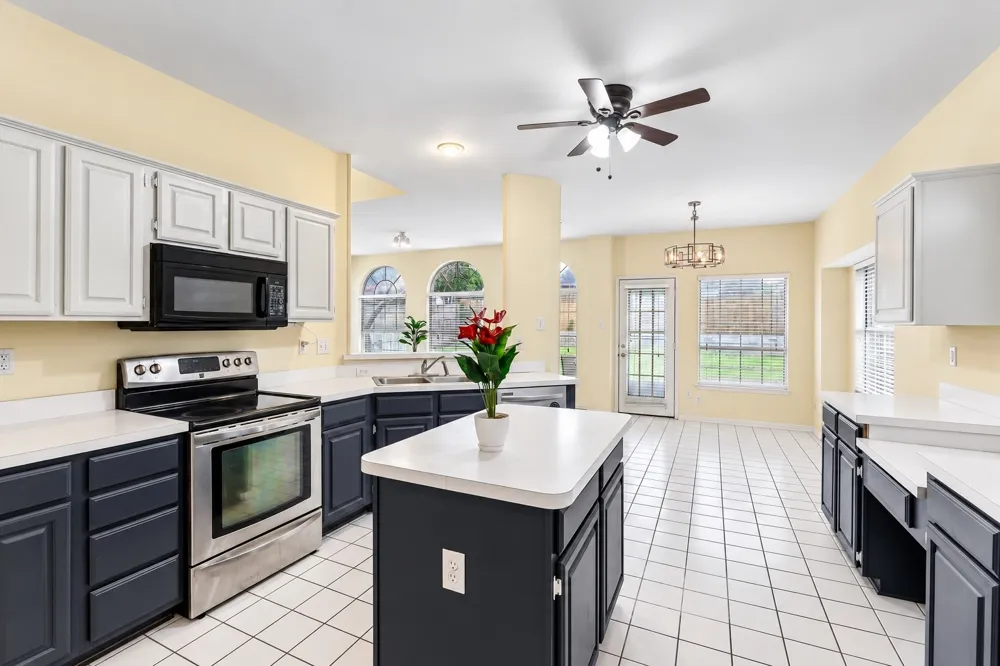 2308 London Drive Plano, TX 75025