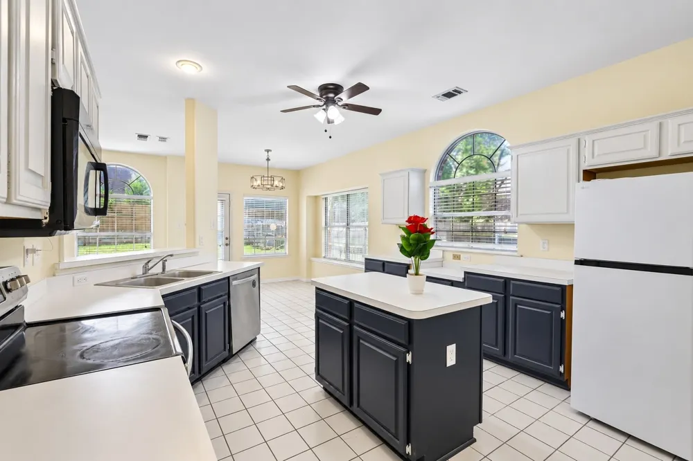 2308 London Drive Plano, TX 75025