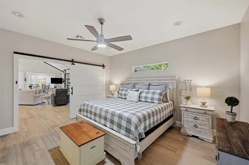 10 Holland Street Pottsboro, TX 75076