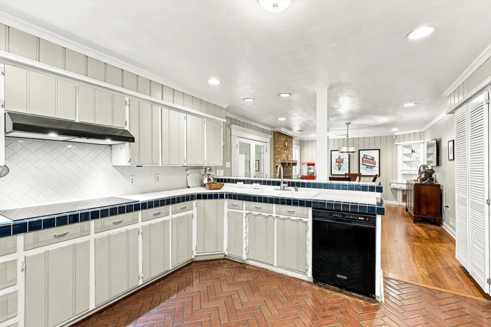 3509 Waldorf Drive Dallas, TX 75229