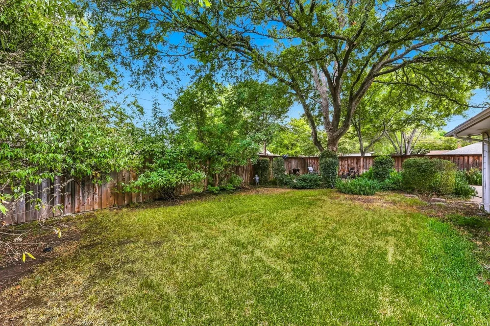 3509 Waldorf Drive Dallas, TX 75229