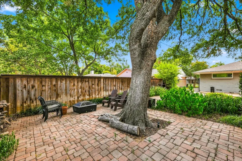 3509 Waldorf Drive Dallas, TX 75229