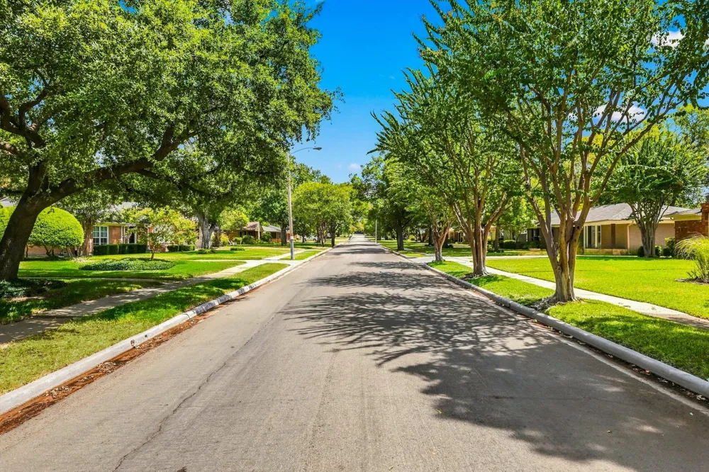 3509 Waldorf Drive Dallas, TX 75229