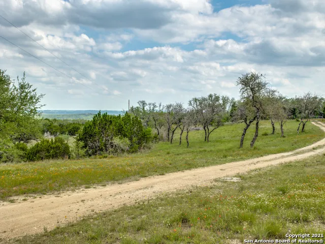 706 Paleface Ranch Rd S Spicewood, TX 78669