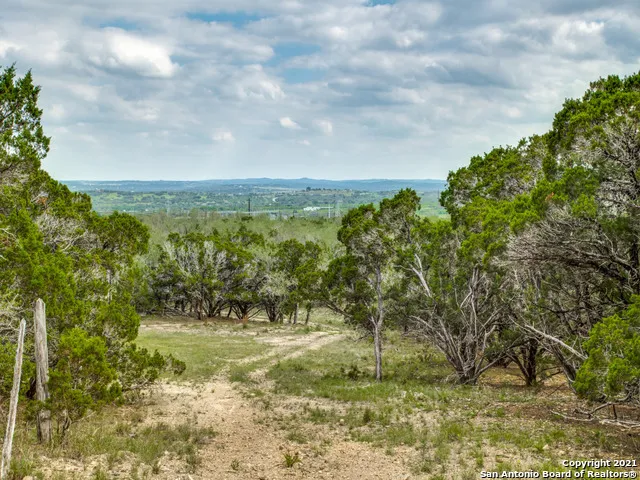 706 Paleface Ranch Rd S Spicewood, TX 78669