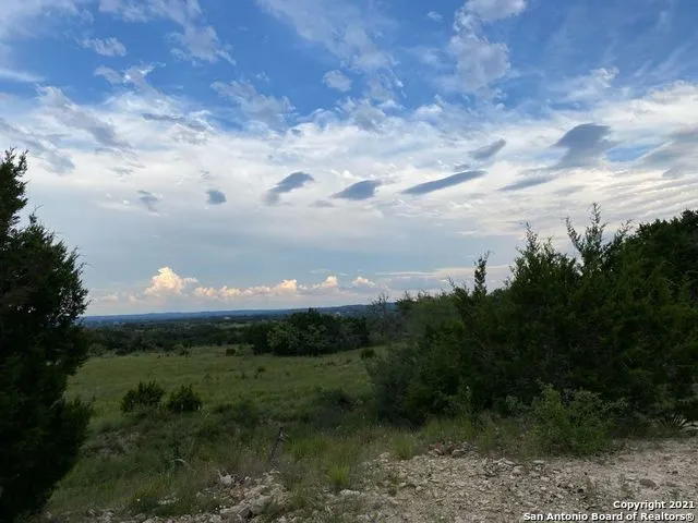 706 Paleface Ranch Rd S Spicewood, TX 78669