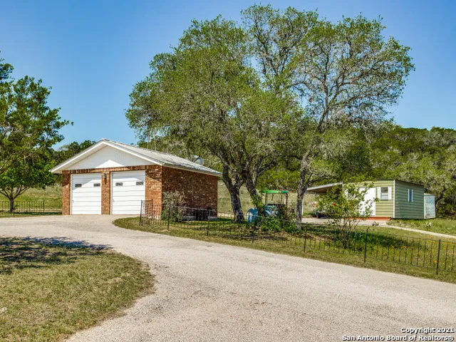 706 Paleface Ranch Rd S Spicewood, TX 78669
