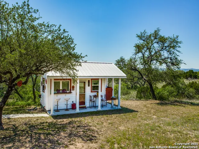 706 Paleface Ranch Rd S Spicewood, TX 78669