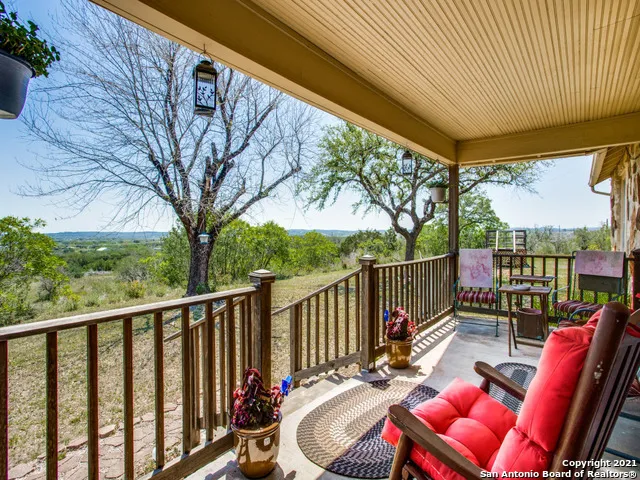 706 Paleface Ranch Rd S Spicewood, TX 78669