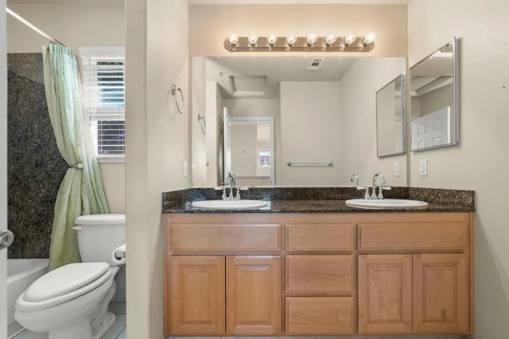 1523 Rosette Way Gilroy, CA 95020