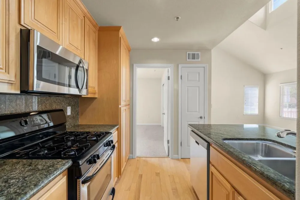 1523 Rosette Way Gilroy, CA 95020