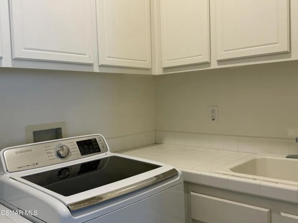 477 Via Gregorio Newbury Park, CA 91320
