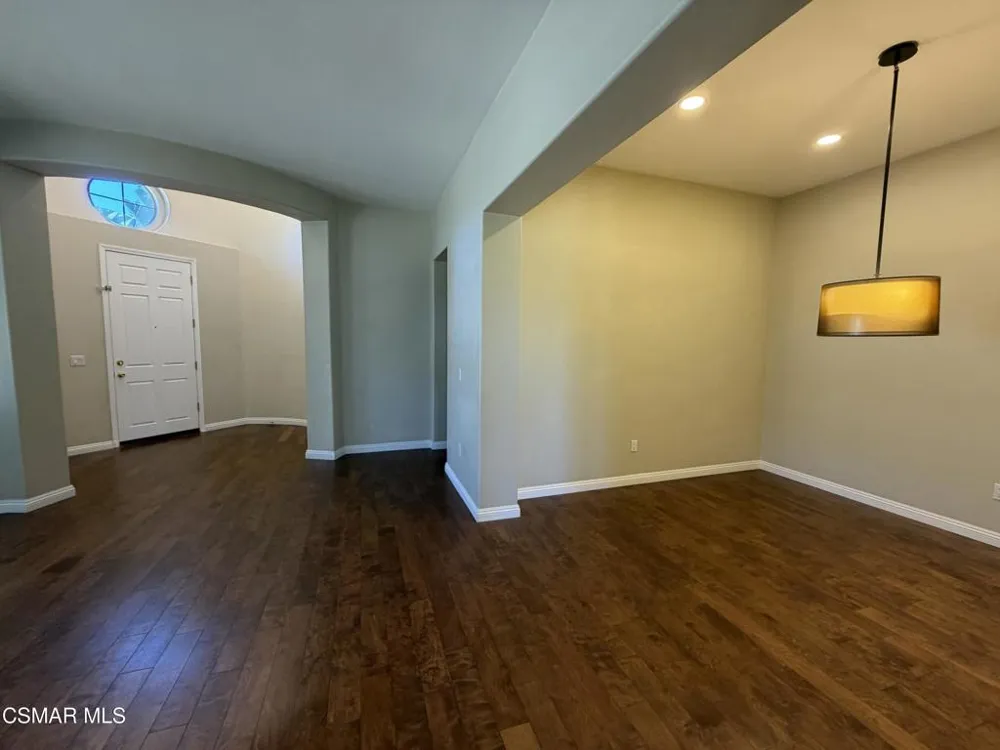 477 Via Gregorio Newbury Park, CA 91320