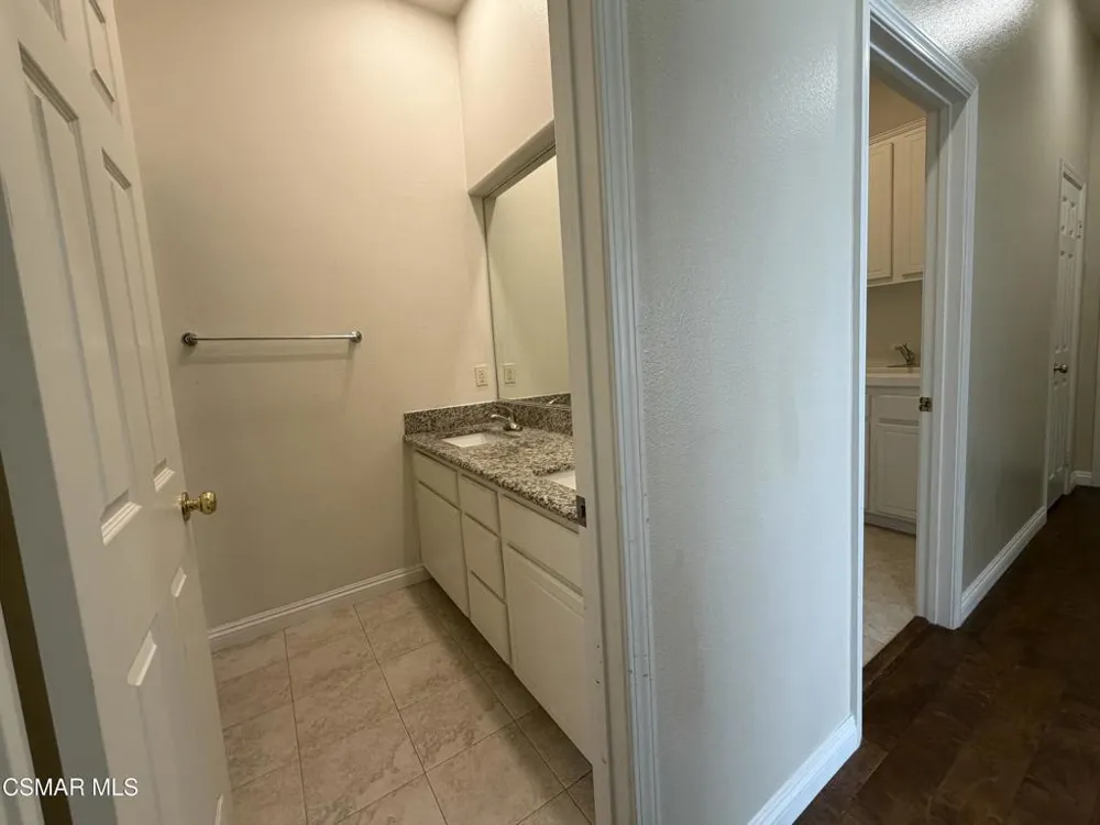 477 Via Gregorio Newbury Park, CA 91320