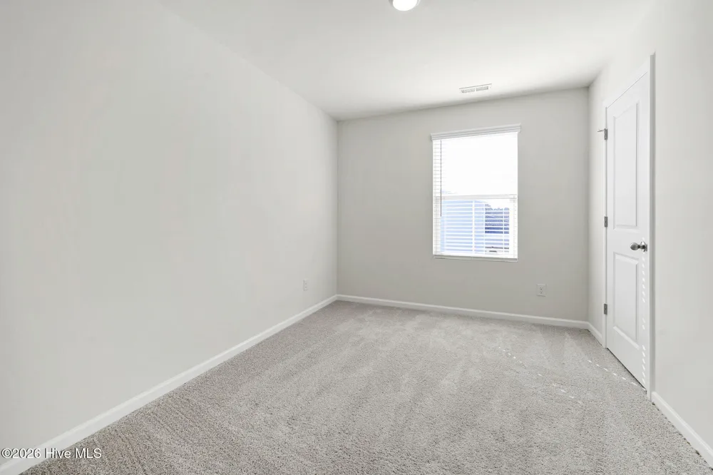 24 W Farley Drive Hampstead, NC 28443