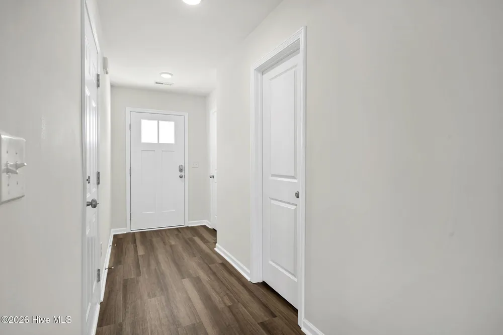 24 W Farley Drive Hampstead, NC 28443