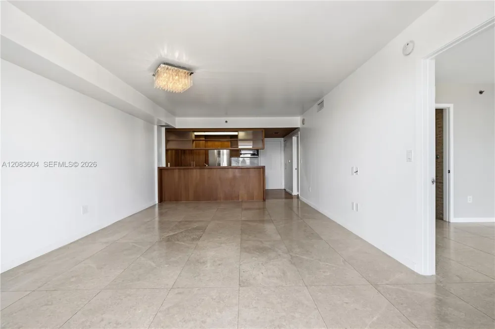 50 BISCAYNE BLVD #902 Miami, FL 33132