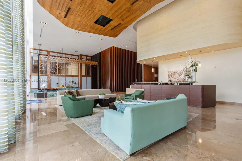 50 BISCAYNE BLVD #902 Miami, FL 33132