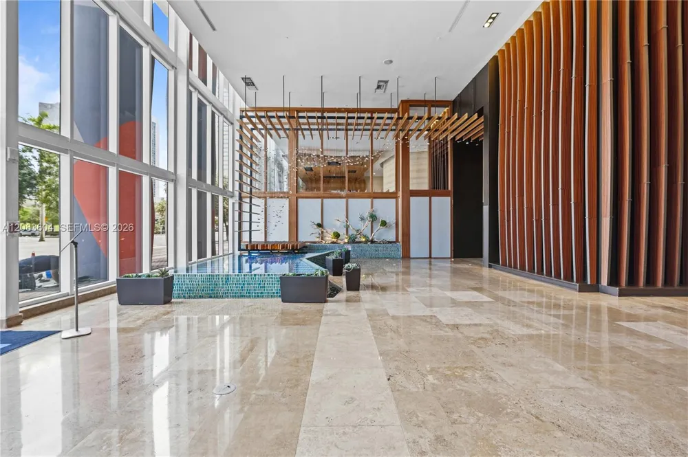 50 BISCAYNE BLVD #902 Miami, FL 33132