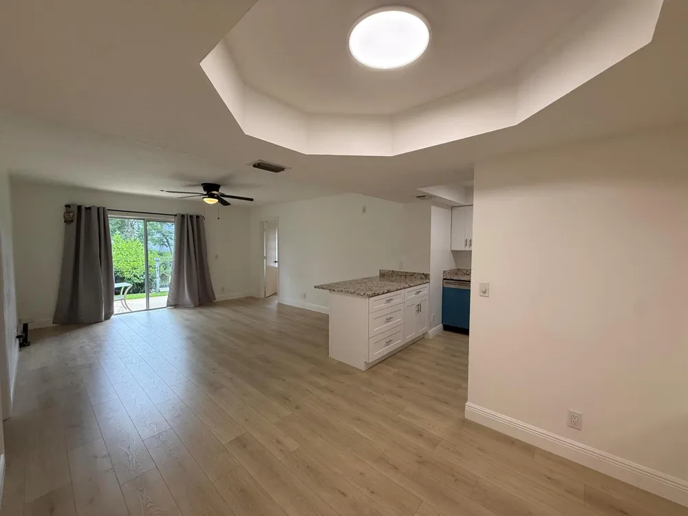 950 S KANNER Highway #E1 Stuart, FL 34994
