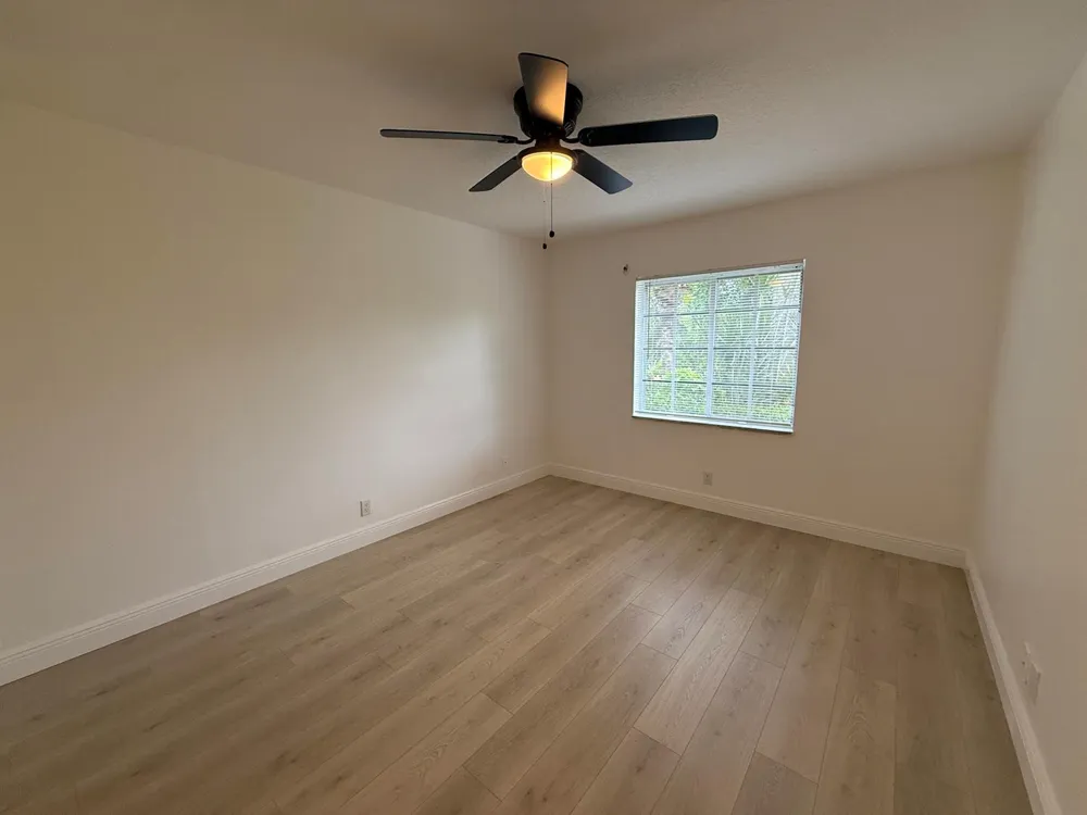 950 S KANNER Highway #E1 Stuart, FL 34994