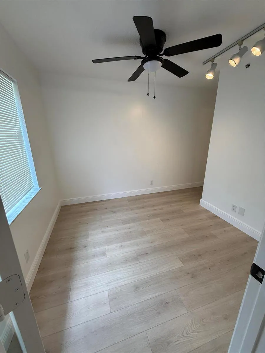 950 S KANNER Highway #E1 Stuart, FL 34994