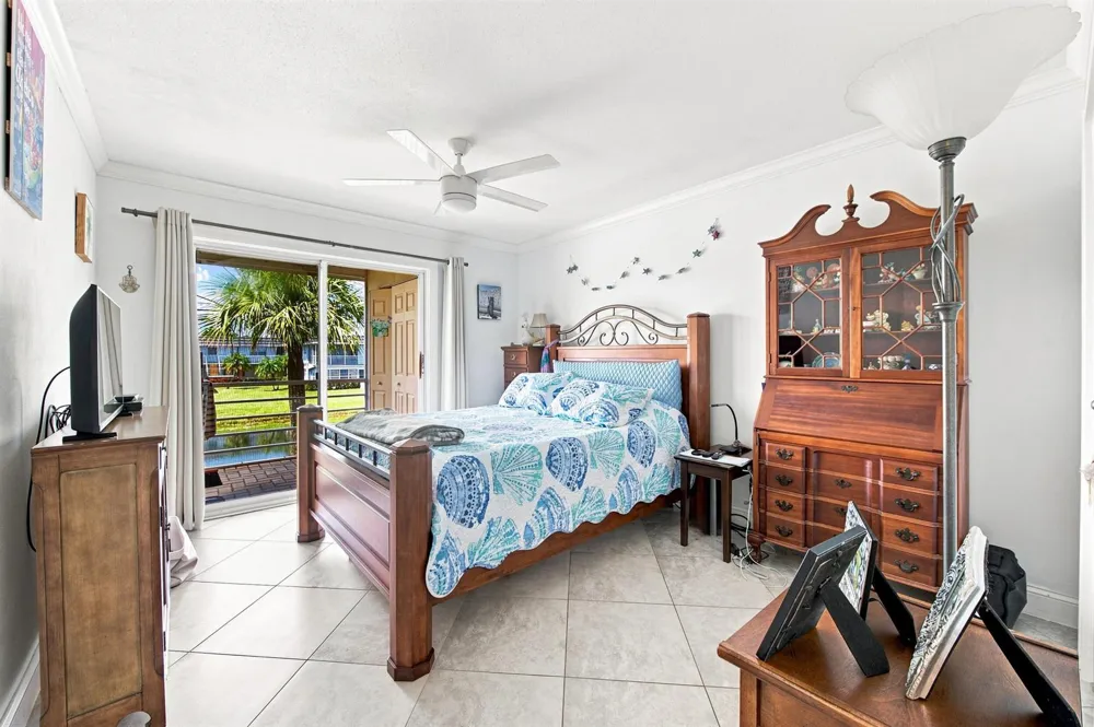 273 Saxony F Delray Beach, FL 33446