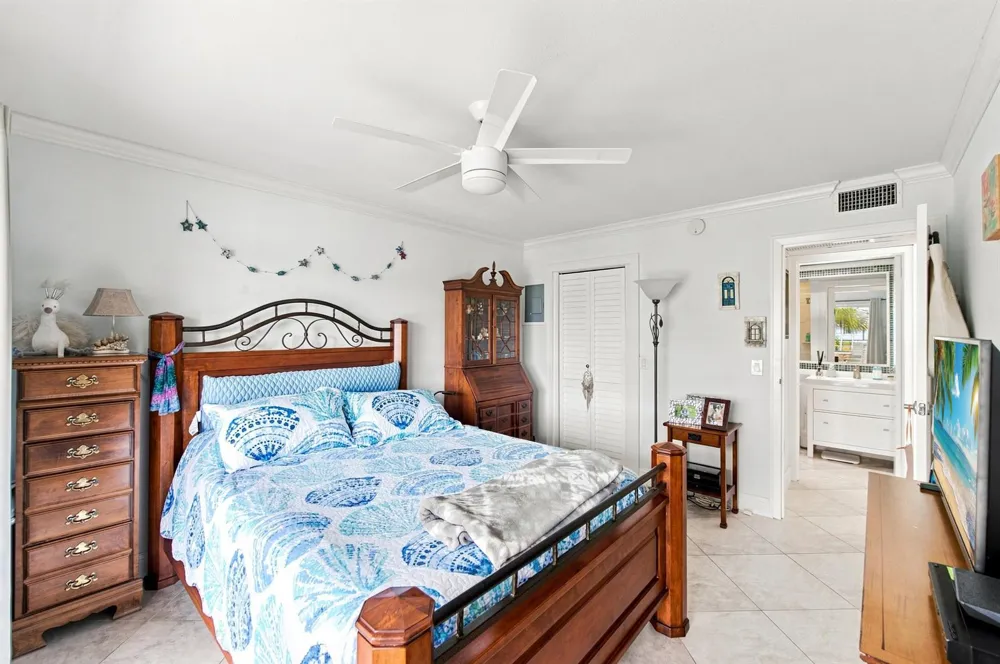 273 Saxony F Delray Beach, FL 33446