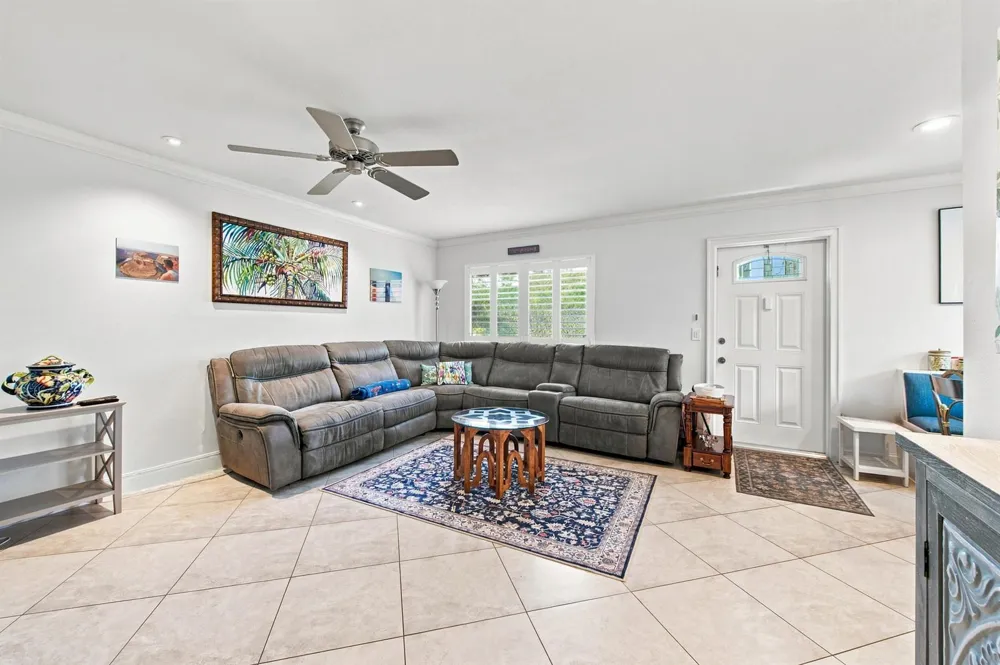 273 Saxony F Delray Beach, FL 33446