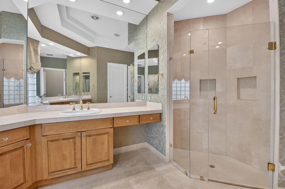 16040 BRISTOL ISLE WAY Delray Beach, FL 33446